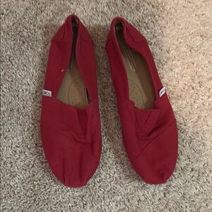 Toms Red Canvas Flats Slip-On Comfort
